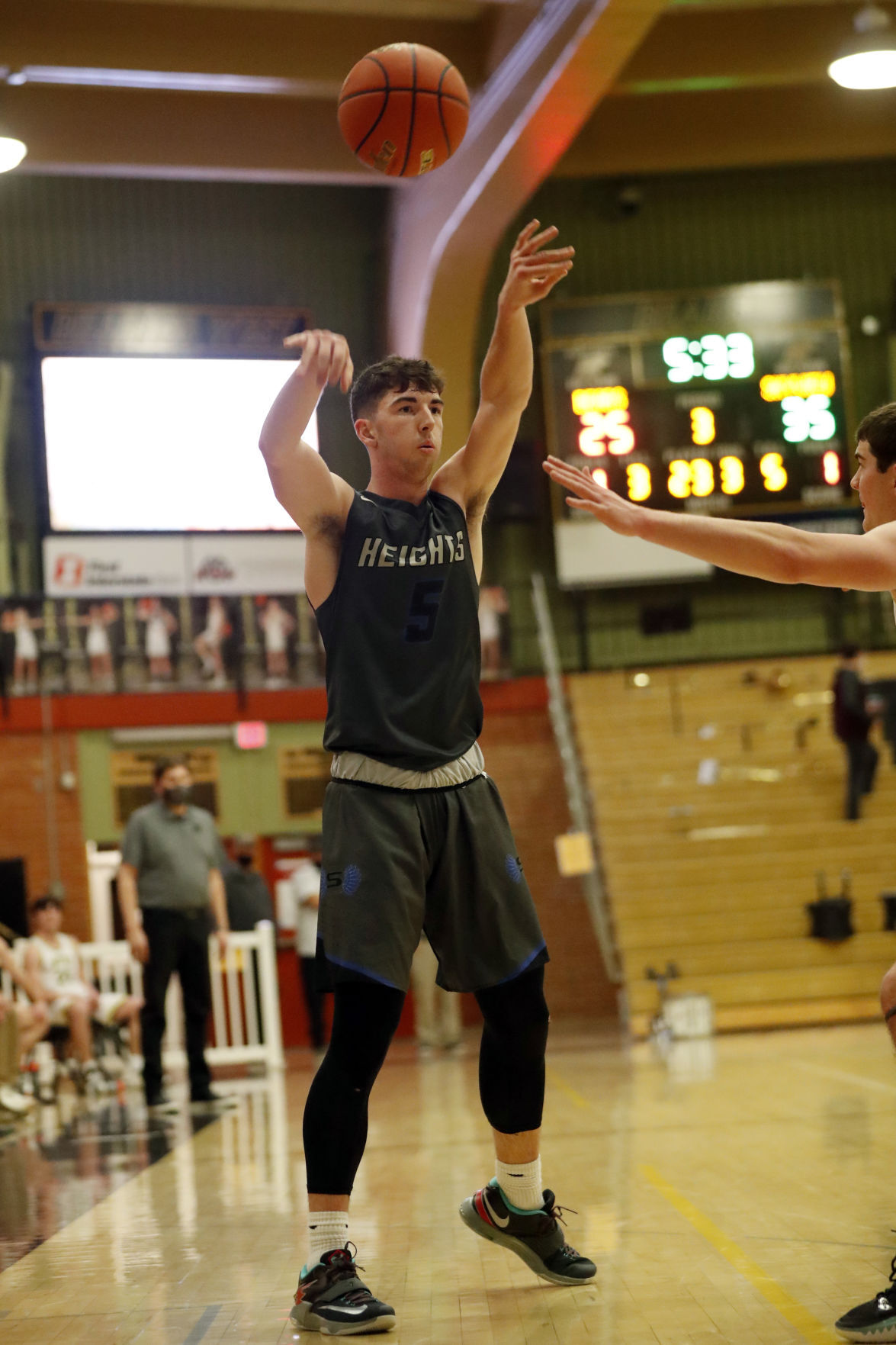 Billings West basketball hosts Skyview